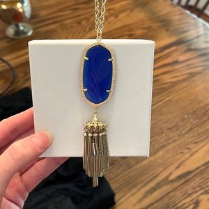 Kendra Scott necklace